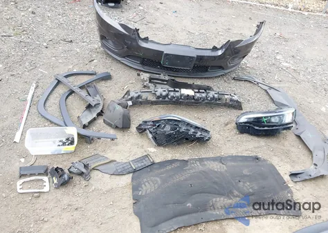 2019 Jeep Cherokee Latitude Plus 4X4 z USA, uszkodzony, nr VIN 1C4PJMLB4KD300152